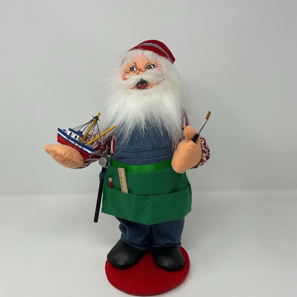 Annalee Santa Claus 2010 75th Anniversary Overalls Green Apron Boat Tools